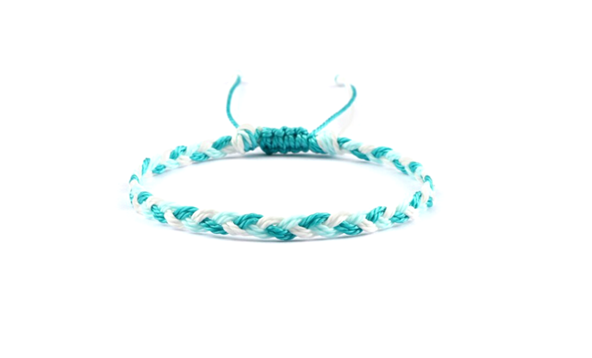 Adjustable String Bracelet Knot